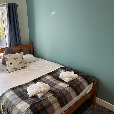 3 Bed Farnborough Air Accommodation エクステリア 写真